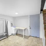 Urban 3Br Oasis Near Temple